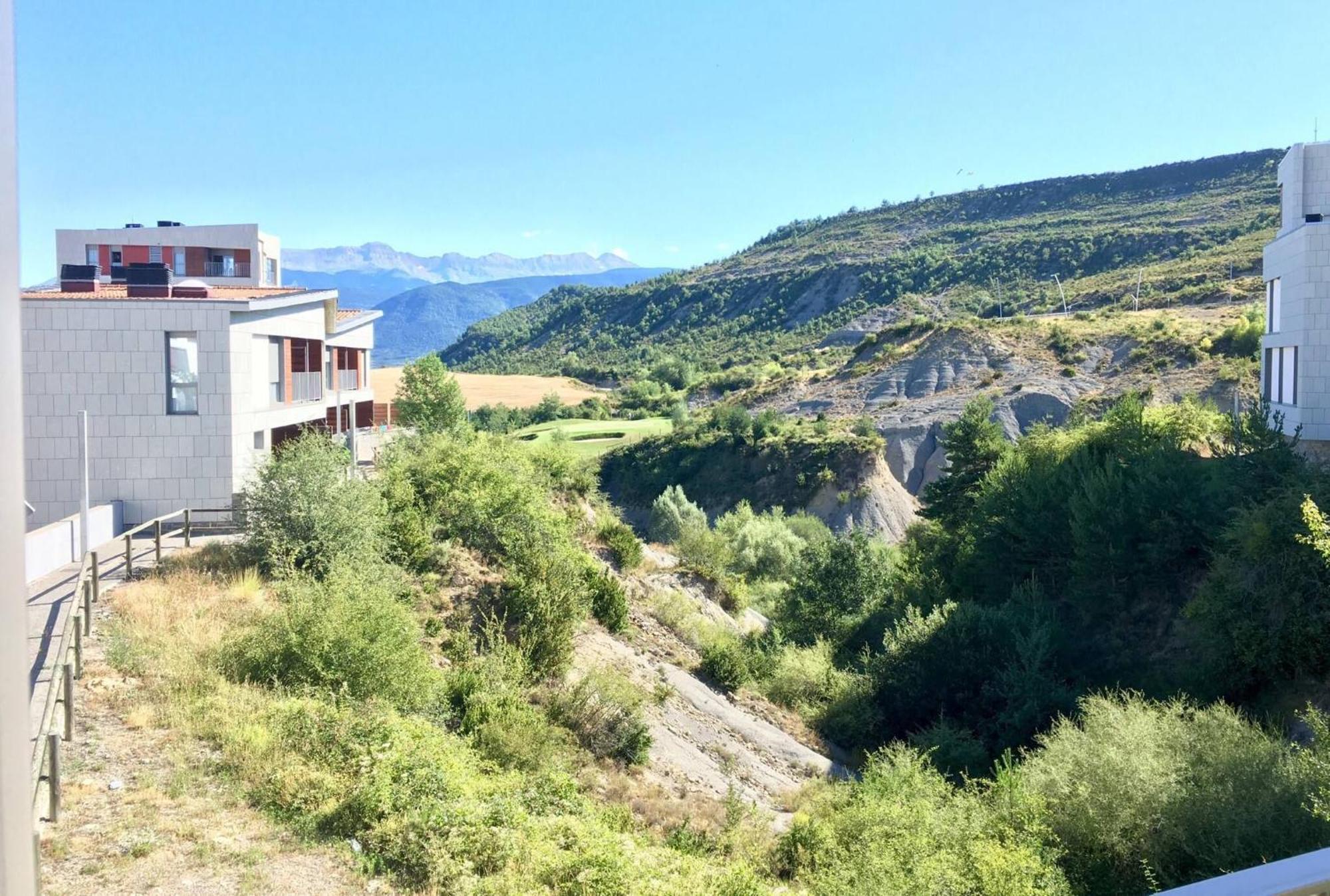Coqueto Apto Con Vistas En Las Margas Golf N001 Sabiñánigo Exteriör bild
